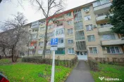 De vânzare apartament cu 2 camere, renovat, în zona Rog...