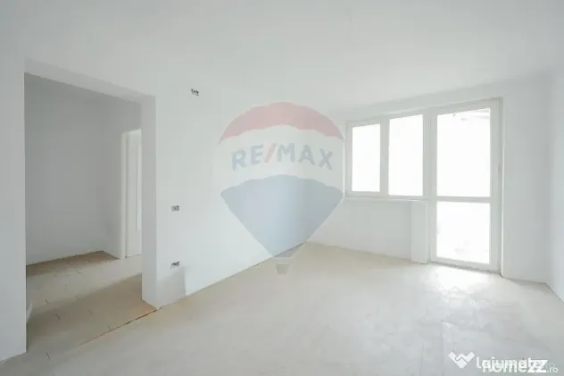 De vânzare apartament cu 2 camere, renovat, în zona Rog... - Oradea (Bihor)
