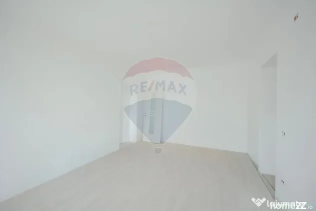 De vânzare apartament cu 2 camere, renovat, în zona Rog... - Oradea (Bihor)