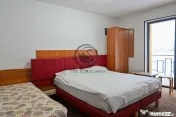Pensiune la cheie de vanzare | 10 camere | Sacele, Brasov... 