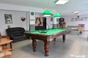 Pensiune la cheie de vanzare | 10 camere | Sacele, Brasov... 