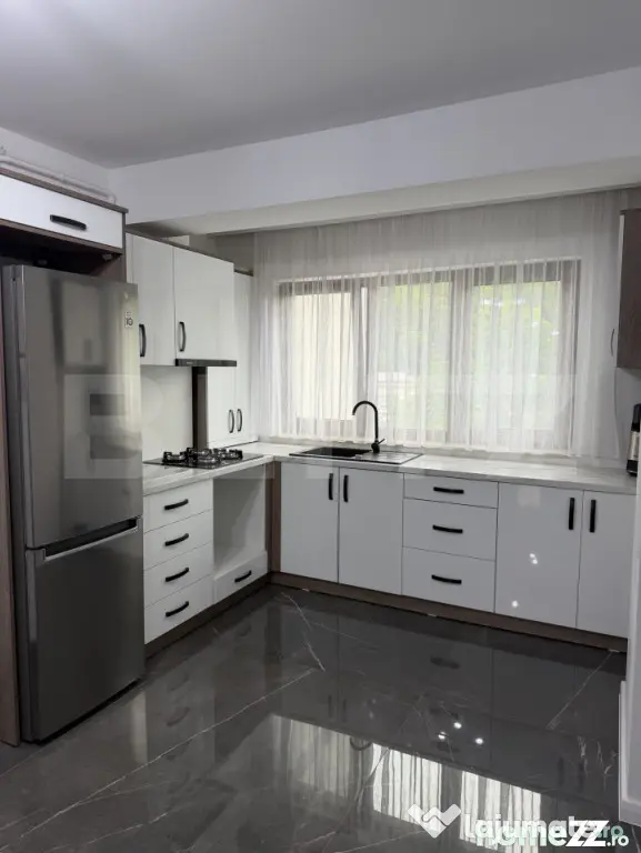 Apartament modern cu 2 camere, 44 mp, zona Tătărași