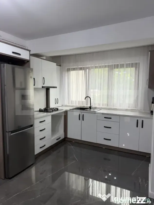 Apartament modern cu 2 camere, 44 mp, zona Tătărași