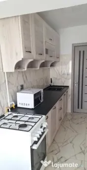 Piata sudului soseaua berceni decomandat 