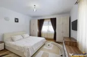 Pe domeniu de 1.750mp, rezidenta in Central, Sacele, Brasov 
