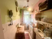 Apartament de vanzare, etaj 1, 35 mp, zona Nufarul 