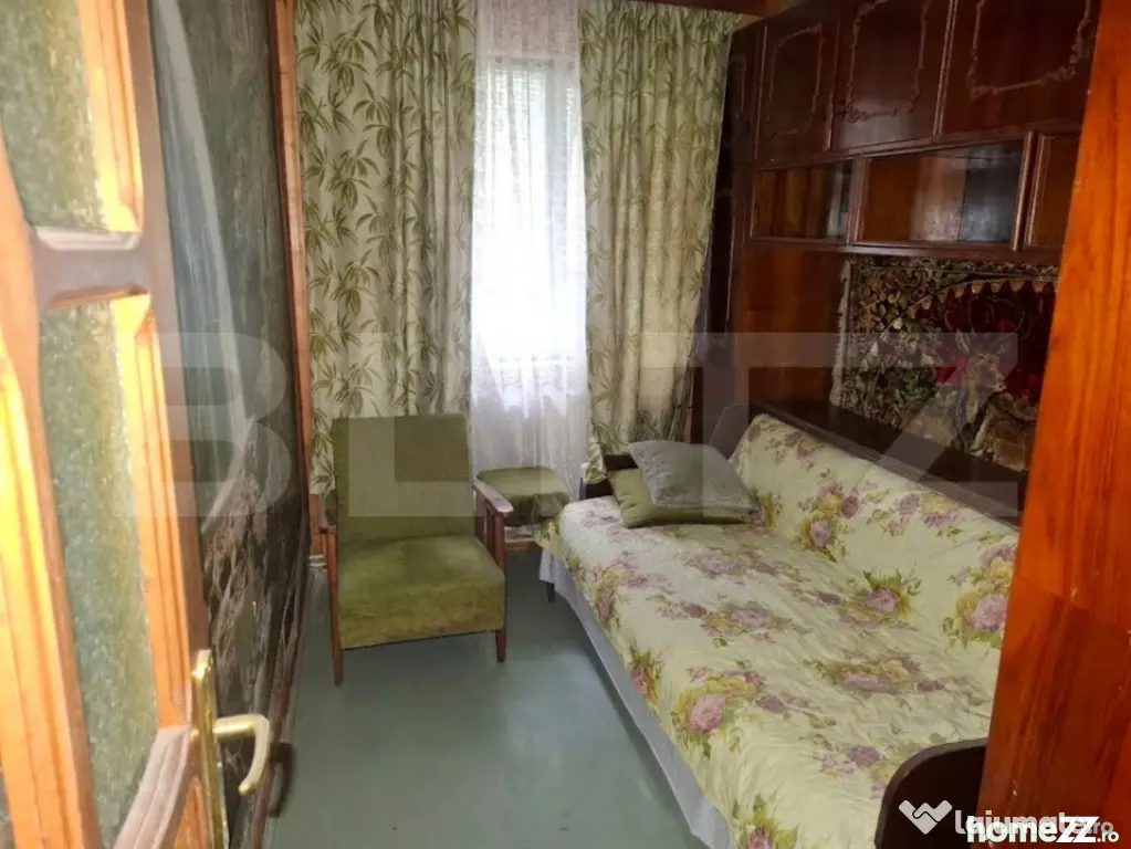Apartament de vanzare intr-o zona superba si linistita a ora