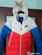 Hanorac Nike cu puf stare impecabila