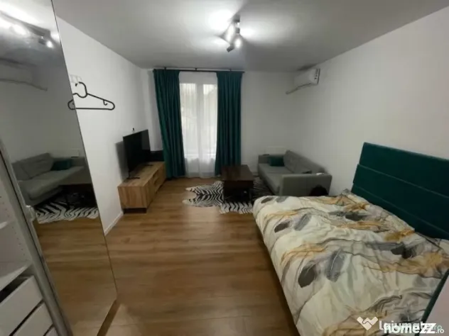 Baba novac strada cutezatorilor bloc tip casuta