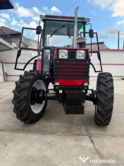 Tractor universal 533 