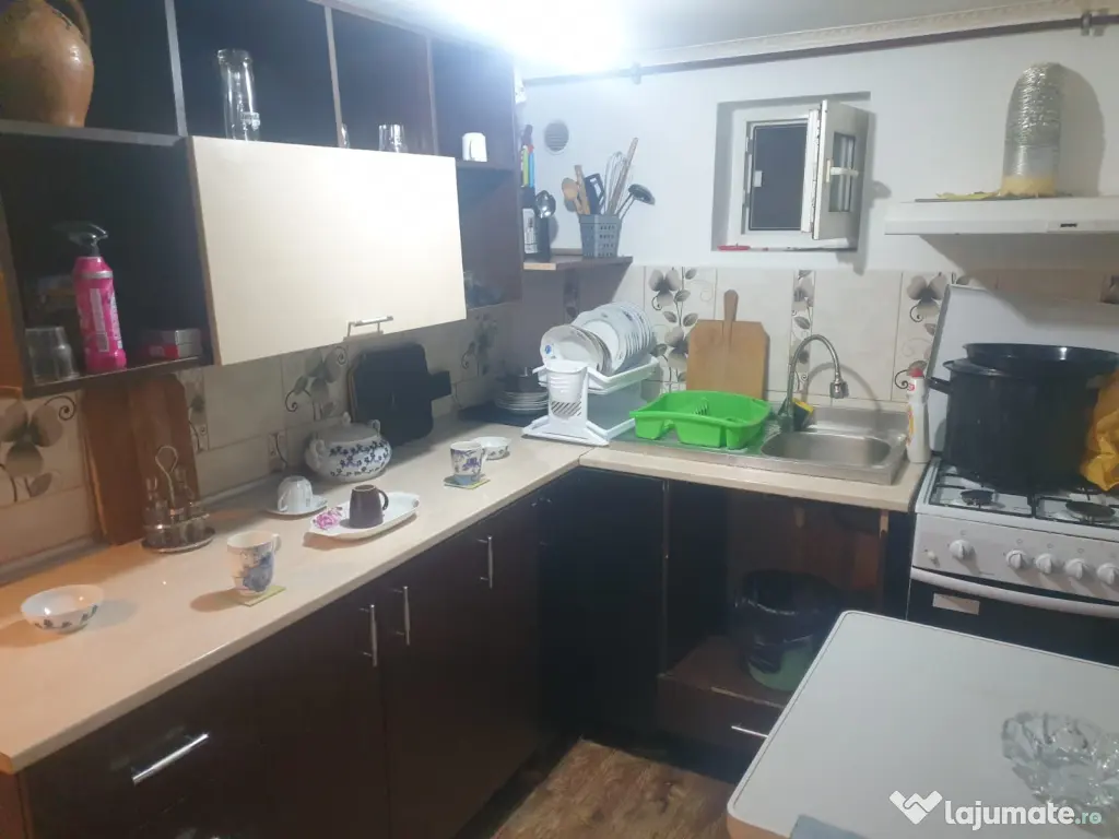 inchiriez casa alexandria firme muncitori