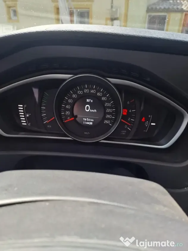 Volvo V40 2017