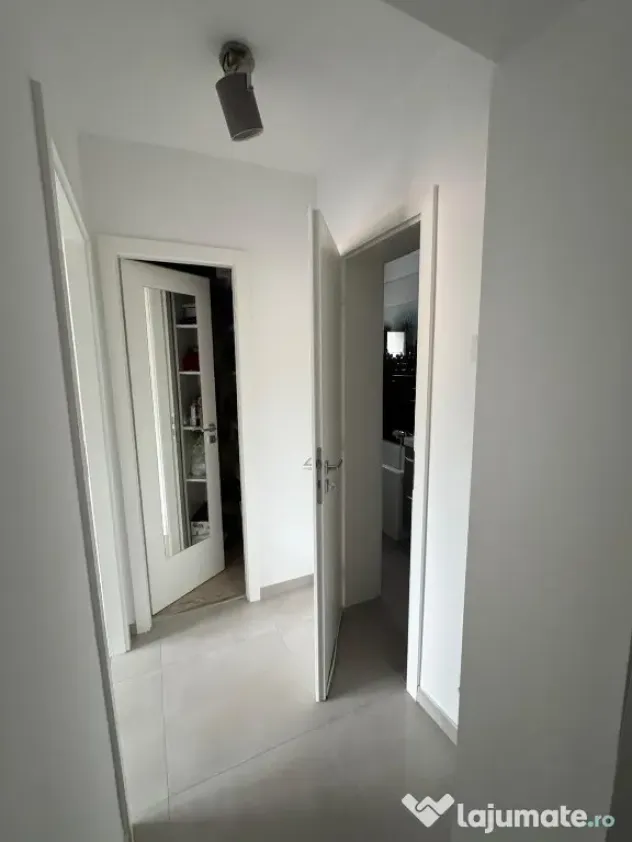 Vand apartament 2 camere decomandat Deva, I. Maniu, et 3, mobilat