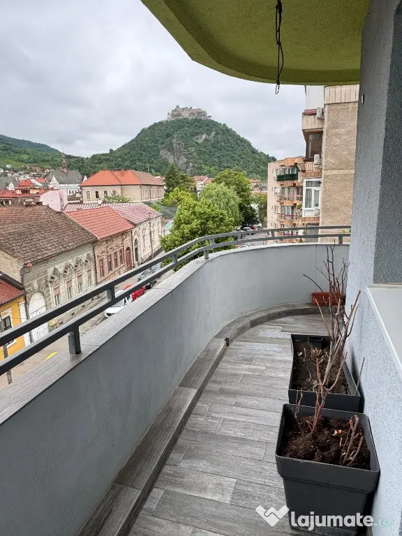 Vand apartament 2 camere decomandat Deva, I. Maniu, et 3, mobilat