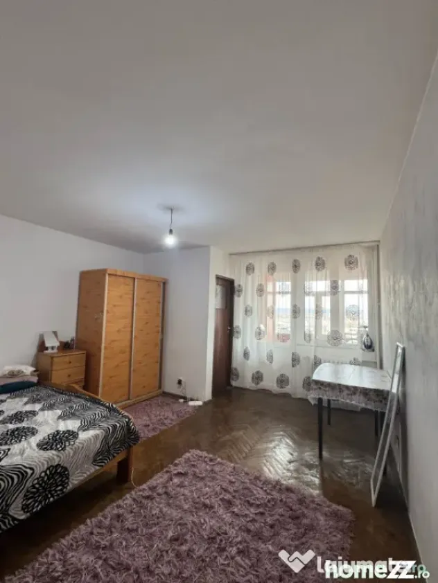 Garsonieră mobilată și utilată, 30 mp, cartierul Brazda - Craiova (Dolj)