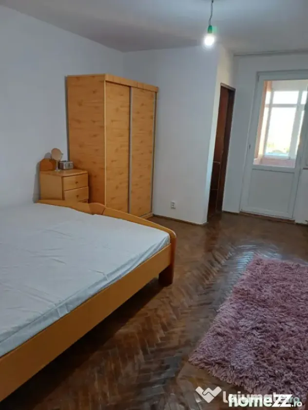 Garsonieră mobilată și utilată, 30 mp, cartierul Brazda - Craiova (Dolj)