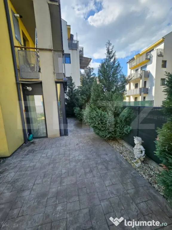 Apartament 2 camere, 54 mp, curte 140 mp, zona Dumbravita