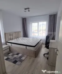 Apartament 2 camere de închiriat – spațios, decomandat, 