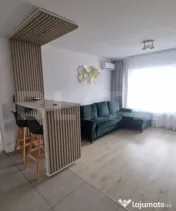 Apartament 2 camere de închiriat – spațios, decomandat, 
