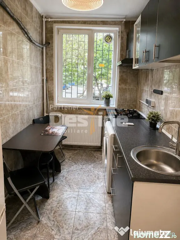 APARTAMENT 2 CAMERE DECOMANDAT METROU VALEA IALOMITEI.