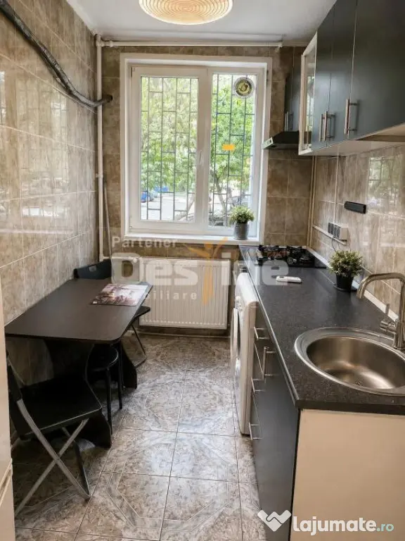 APARTAMENT 2 CAMERE DECOMANDAT METROU VALEA IALOMITEI.