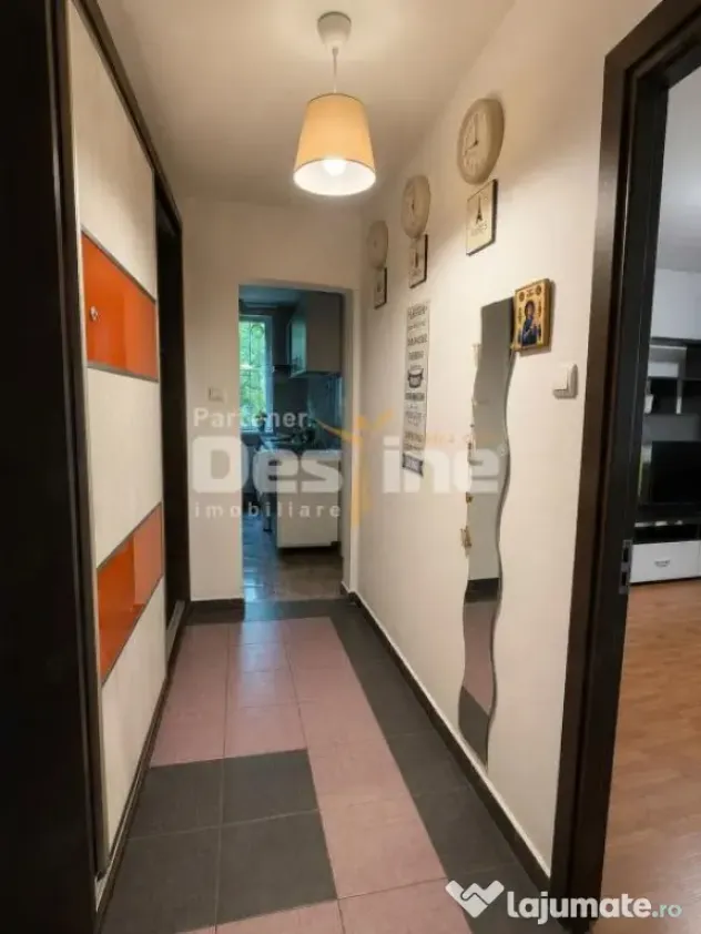 APARTAMENT 2 CAMERE DECOMANDAT METROU VALEA IALOMITEI.