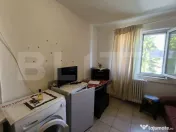 Camera de camin, mobilata si utilata 