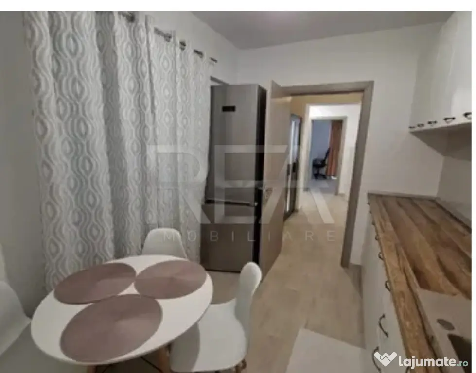Ap 2 camere decomandat - parcare subterană inclusa- central