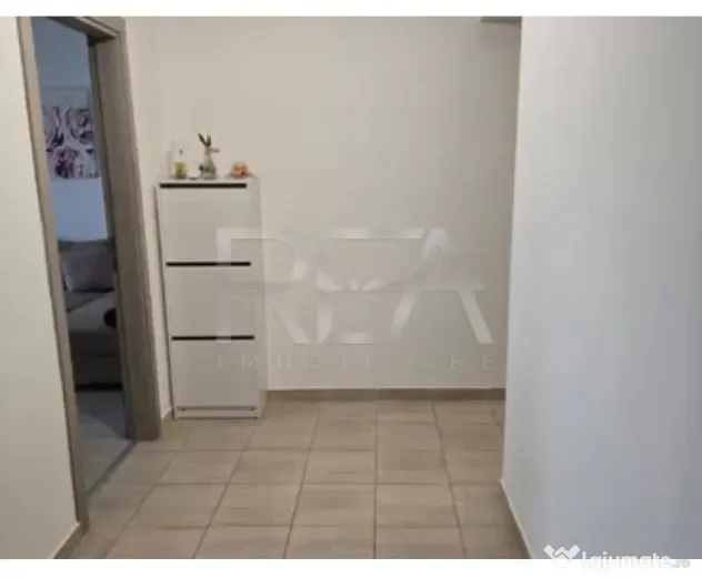Ap 2 camere decomandat - parcare subterană inclusa- central
