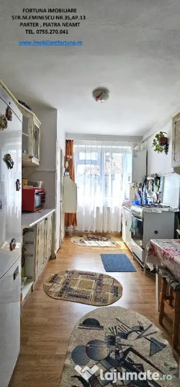 Apartament 2 camere cu boxa,etaj 4 acoperit cu pod , cartier 1 Mai
