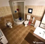 Spațiu industrial și administrativ 808 mp , 6.652 mp teren 