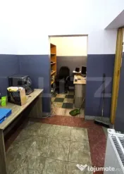 Spațiu industrial și administrativ 808 mp , 6.652 mp teren 