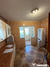 Apartament 3 camere, decomanda tîn zona Casa de Cultură 