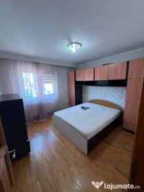 Apartament 3 camere, decomanda tîn zona Casa de Cultură