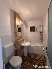 Apartament 4 camere de vânzare în zona Inel I 
