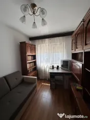 Apartament 4 camere de vânzare în zona Inel I 