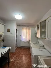 Apartament 4 camere de vânzare în zona Inel I 