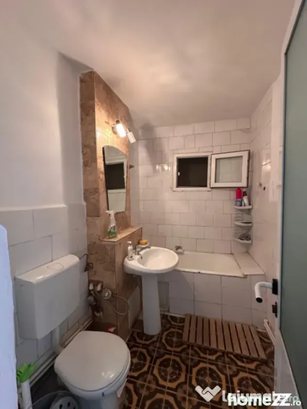 Apartament 4 camere de vânzare în Inel I - Constanța | De - Constanta (Constanta)