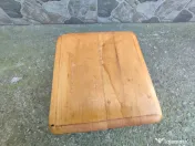 Scăunel pliabil din lemn 