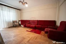 Apartament cu 4 camere de vânzare în zona Central