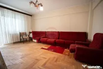 Apartament cu 4 camere de vânzare în zona Central
