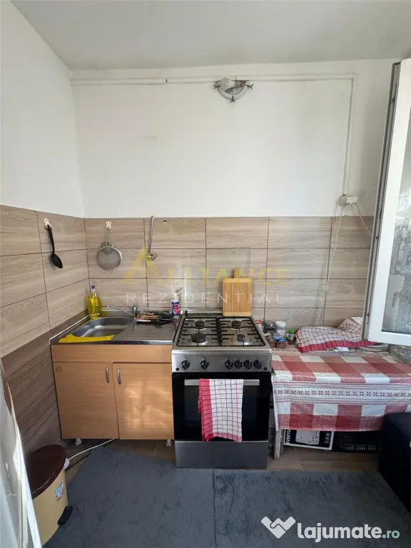 Primarie Popesti Garsoniera Ieftina et 1 plus Parcare