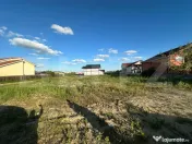 Teren intravilan de vanzare, 1319 mp, front 13,09 m, toate u 