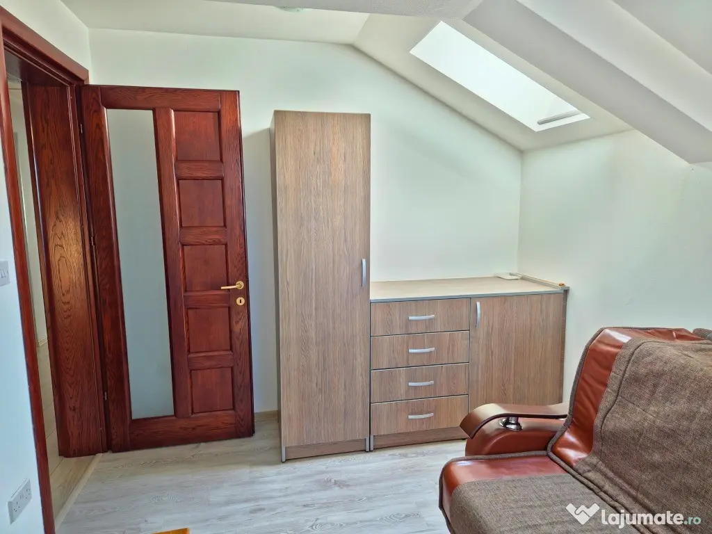 CASA DE INCHIRIAT | Cartier Troianu | Confort, Lumina si Curte proprie