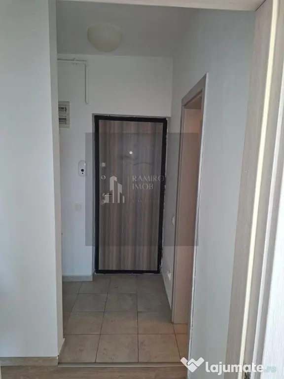 Apartament 3 camere decomandat zona Titan