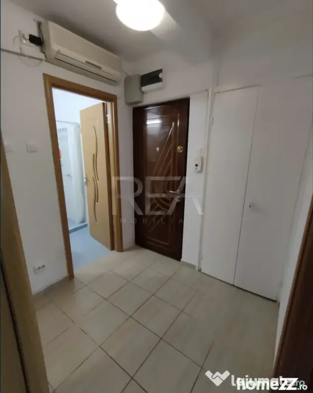 2 camere, P/4, bloc tip P, anvelopat-Drumul Taberei - Bucuresti (Bucuresti-Ilfov)