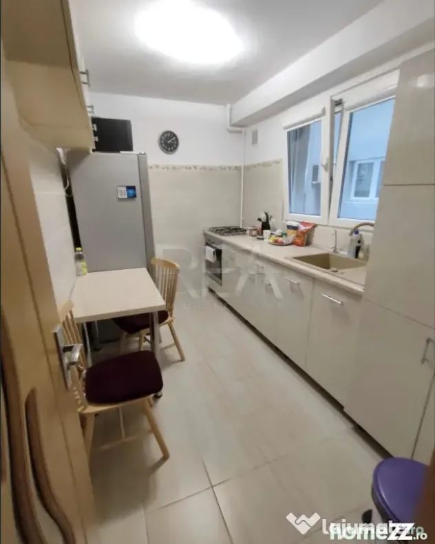 2 camere, P/4, bloc tip P, anvelopat-Drumul Taberei - Bucuresti (Bucuresti-Ilfov)