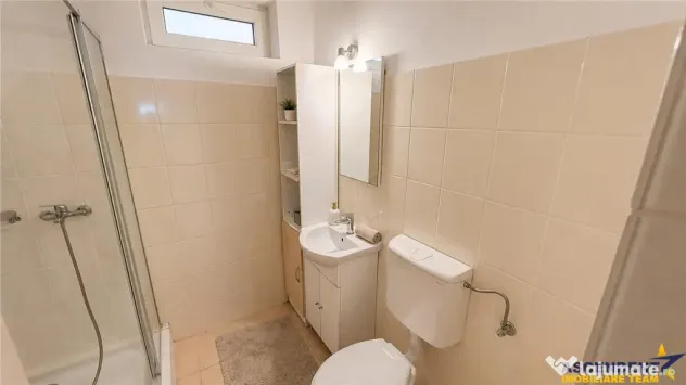 Camera la casa, cu acces la facilitati, 7 Noiembrie, aria UM