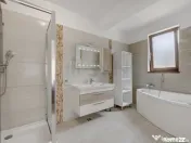 Vila de 5 camere l Erou Iancu Nicolae 