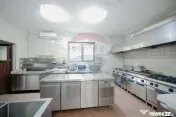 Pensiune cu 6 camere și restaurant de vânzare în Șunc... 